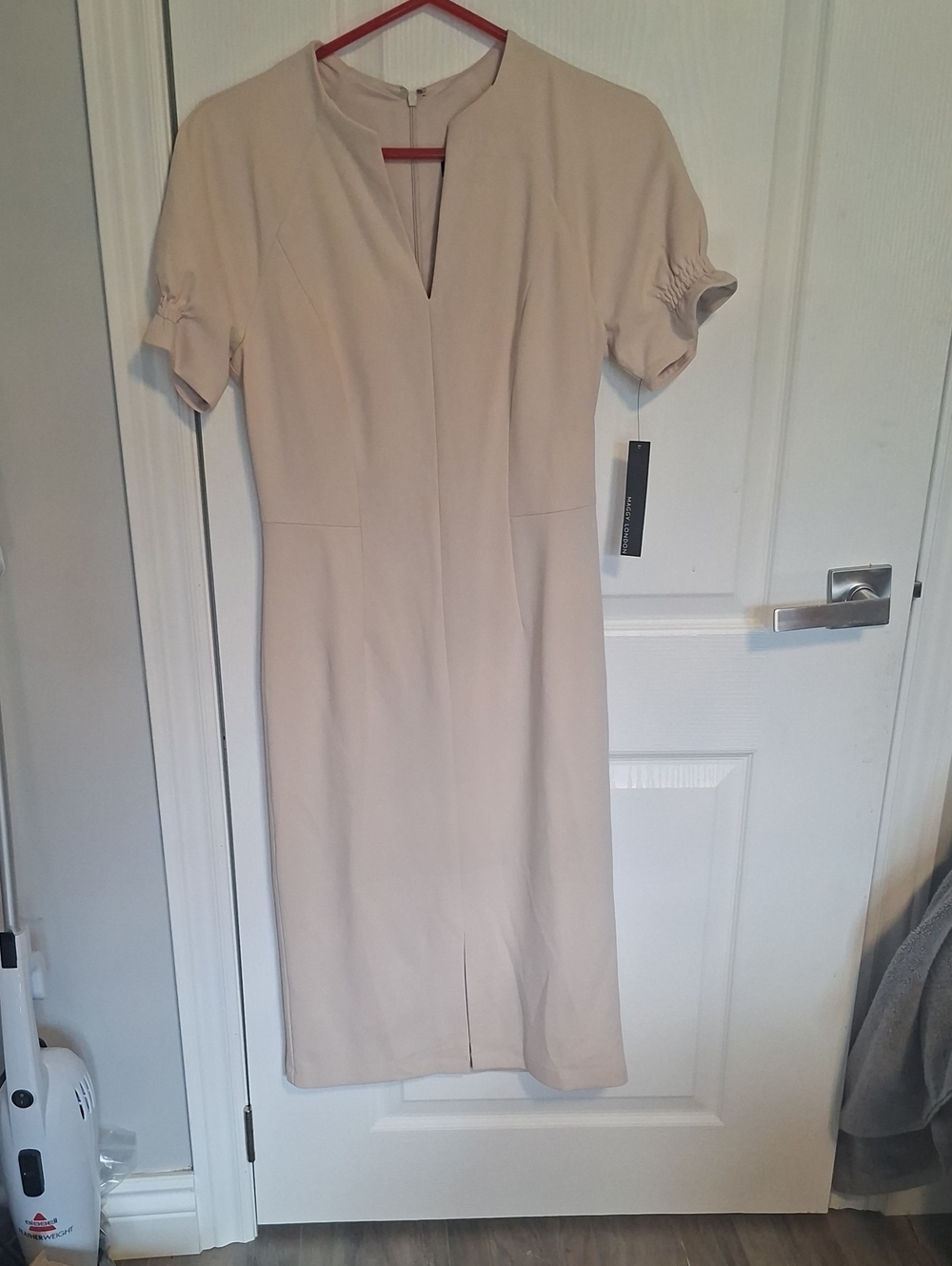 Maggy London New Cream Short-Sleeve Sheath Dress